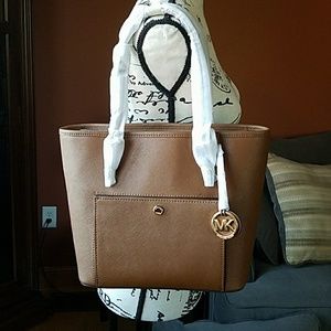 Beautiful Michael Kors bag