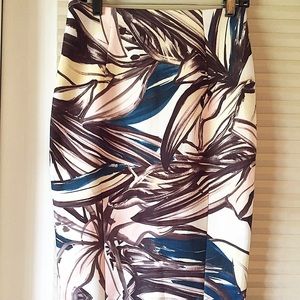 H&M fitted stretch floral print pencil skirt H&M fitted stretch floral print pencil skirt