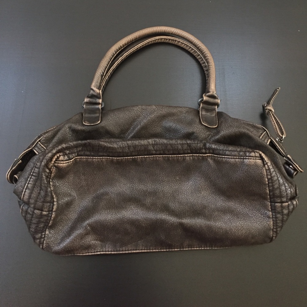 Shoulder bag