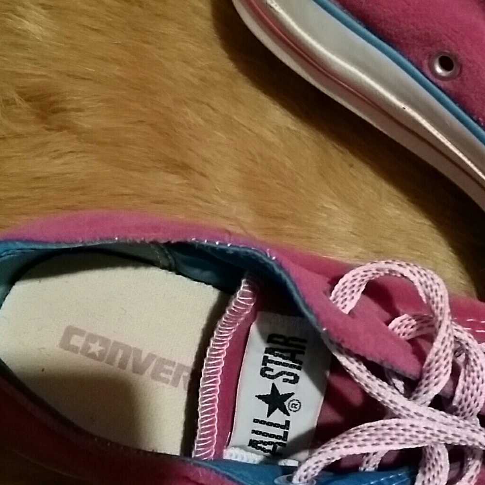 Sneakers Excellent Condition Never Worn - image 4