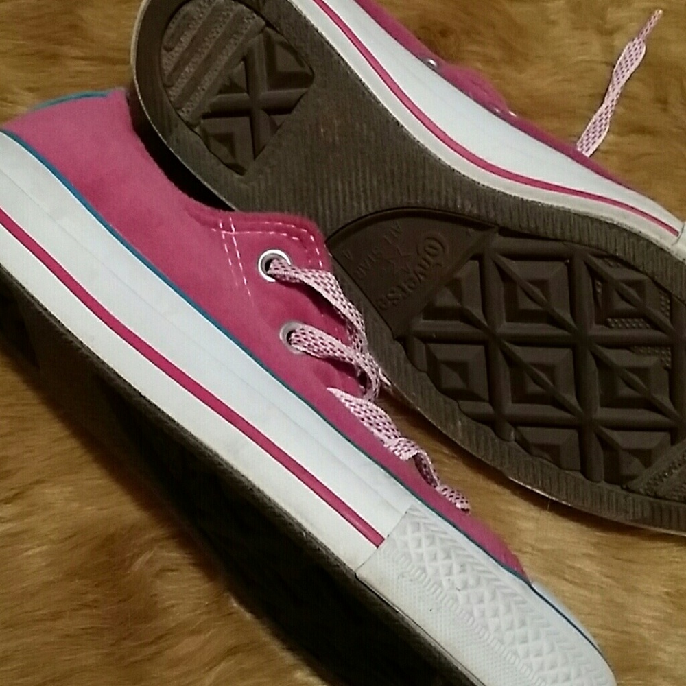 Sneakers Excellent Condition Never Worn - image 5