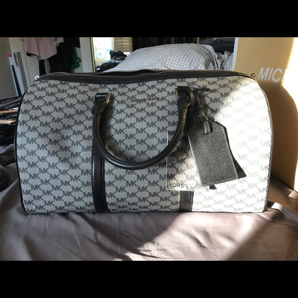 Brand new Satchel hand carry Micheal Kors Bag
