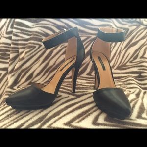Black Forever 21 Heels