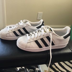 Adidas Superstar Sneakers