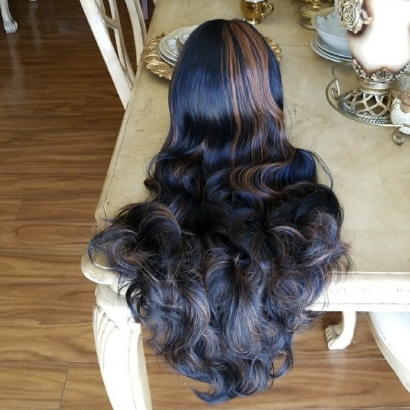 Bodywave Beauty LaceFront Wig #1b/30 22-26 inches! main image 4