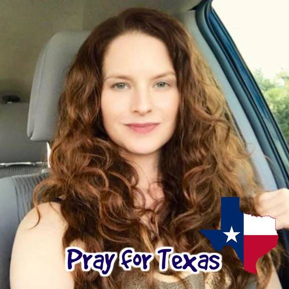 Meet your Posher, Stephanie - Picture 1 of 1