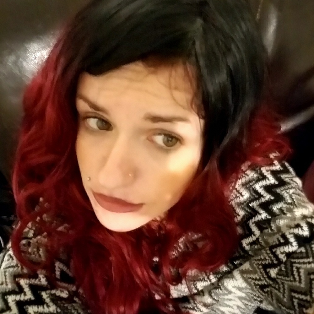 Meet your Posher, Stefanie