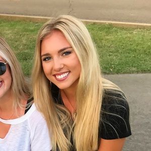 Meet your Posher, Brooke