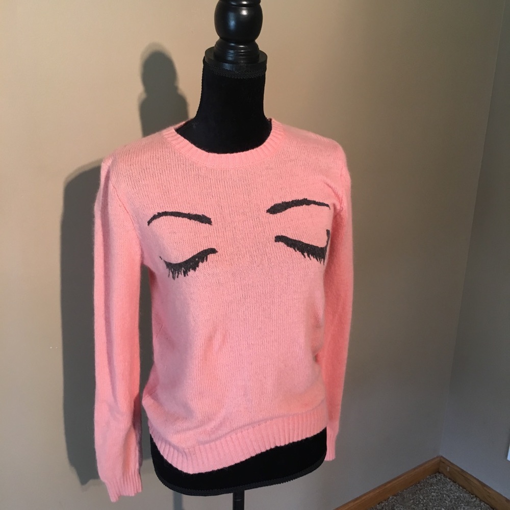 🎈FOREVER 21 EYELASH SWEATER size L VERY SOFT