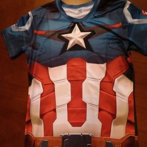 Boy's Avengers Dri fit Shirt Size Medium