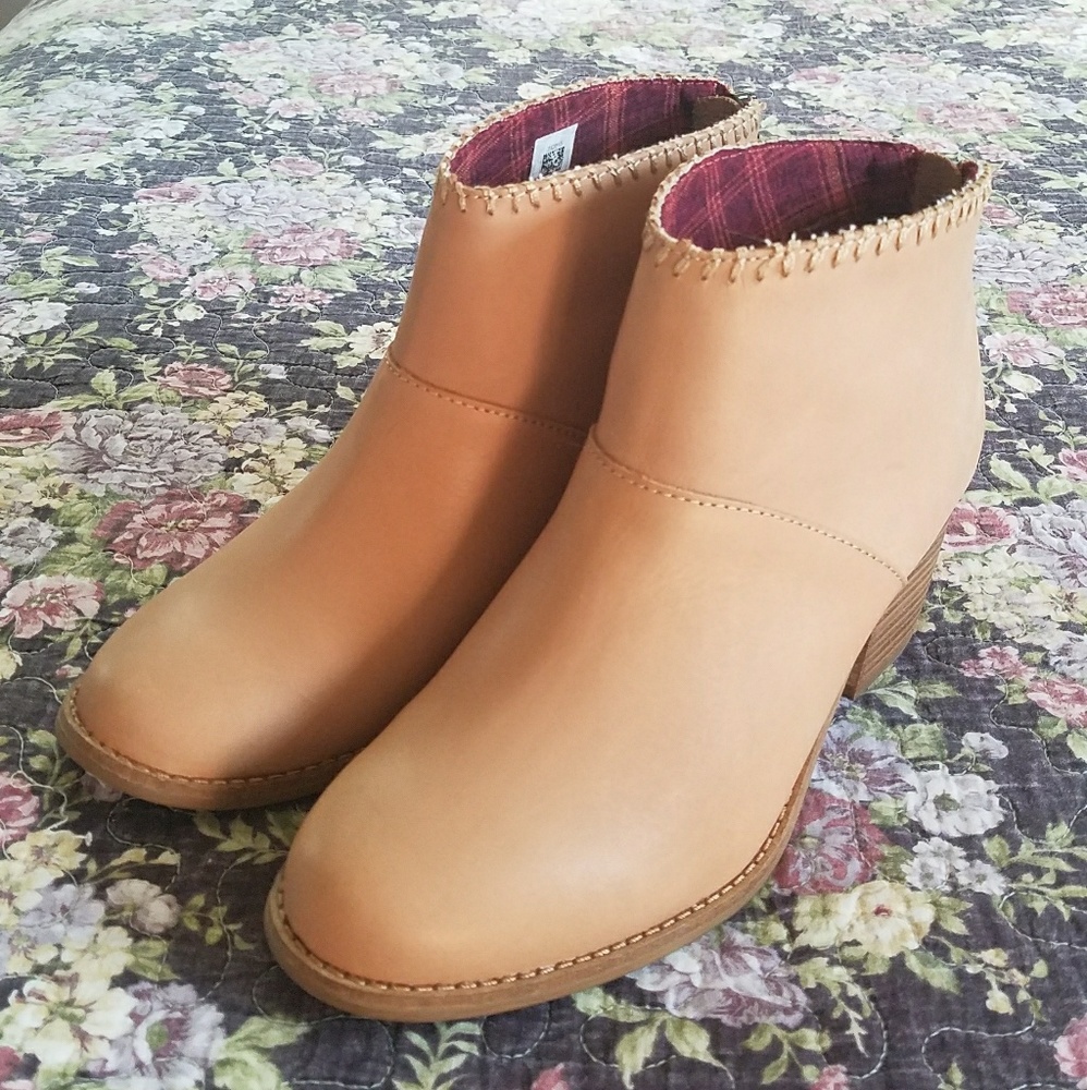 TOMS leather booties