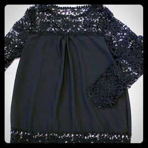 Lace detail blouse.