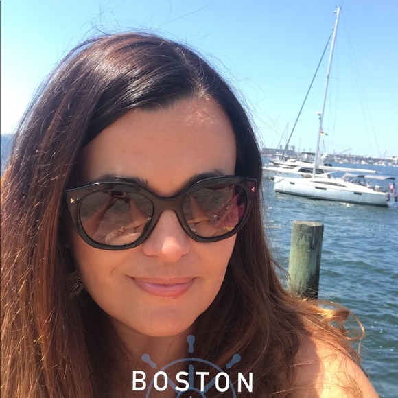 ♥️♥️♥️WELCOME TO MY CLOSET!!🖤🖤🖤 - Picture 3 of 4