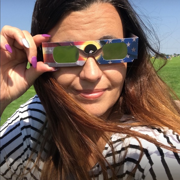 ♥️♥️♥️WELCOME TO MY CLOSET!!🖤🖤🖤 - Picture 4 of 4