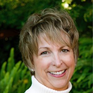 Meet your Posher, Catherine