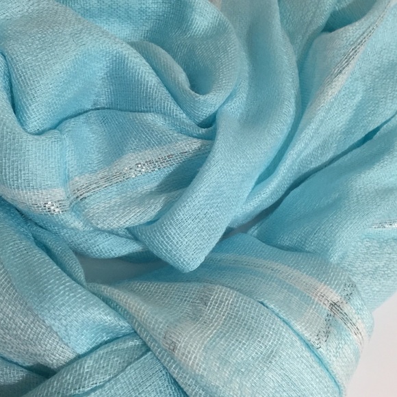 Hand made scarf/wrap FREE WITH AK COAT PURCHASE 🙂 - Picture 2 of 6