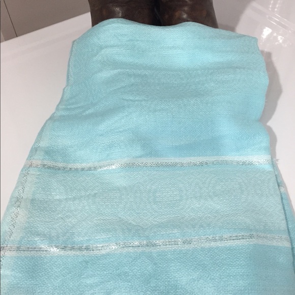 Hand made scarf/wrap FREE WITH AK COAT PURCHASE 🙂 - Picture 6 of 6