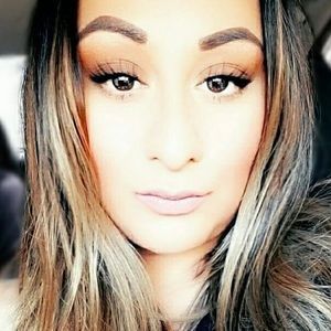 Meet your Posher, Cyn