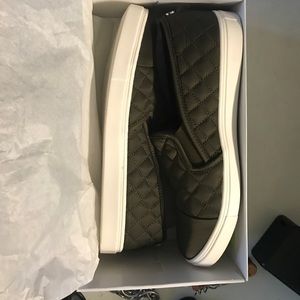 Brand new Steve Madden Zaanders