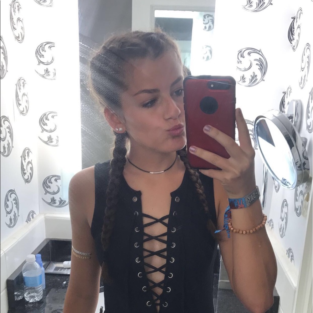 Meet your Posher, Brooke