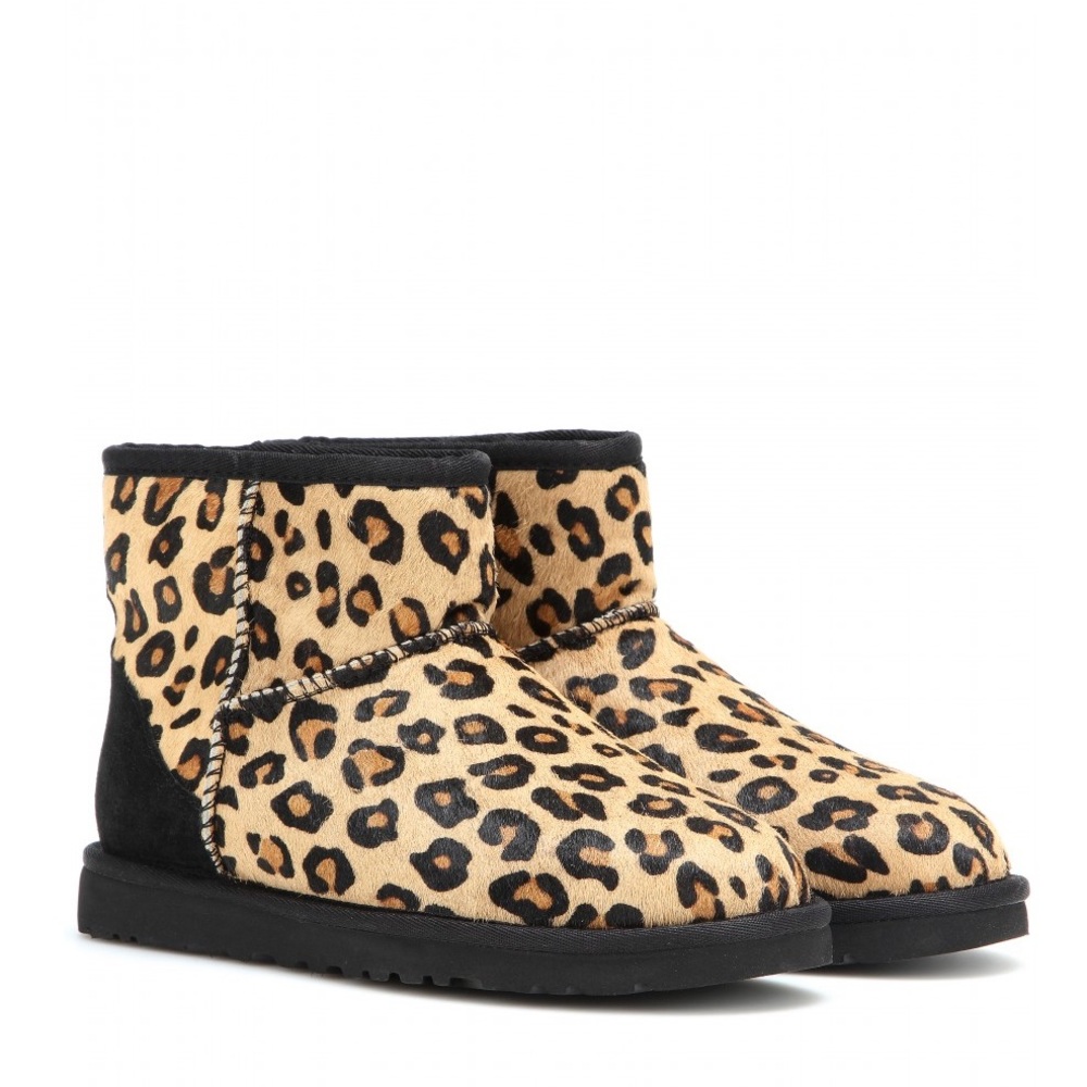 UGG Classic Mini Leopard Boots