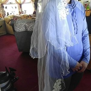 Vintage wedding veil
