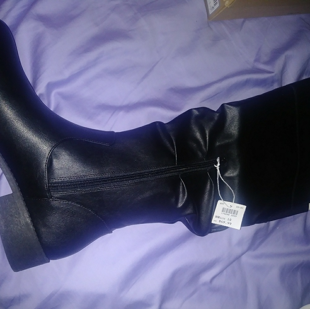 Black boots
