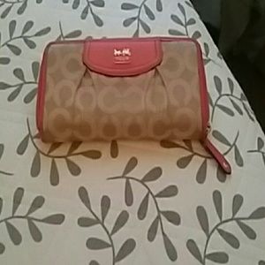 Coach wallet clutch