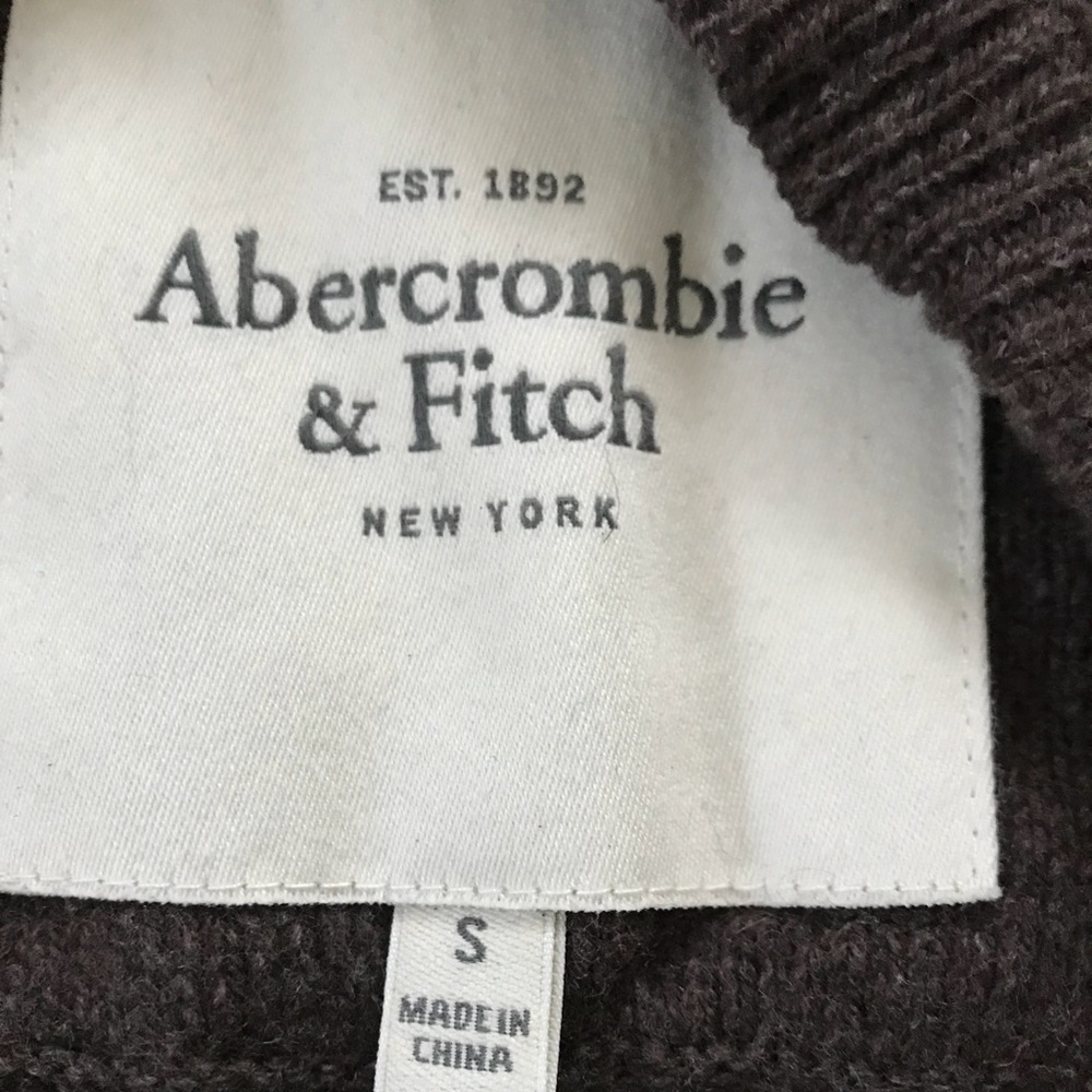 A&F Cardigan - Picture 3 of 4