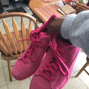 Pink Pumas