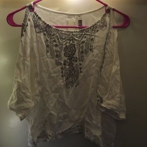Black and White Geometric Hanging Blouse