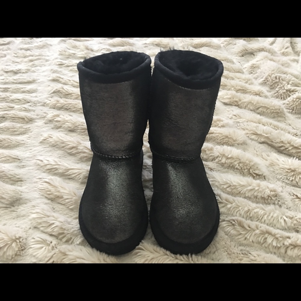 Little Girls Size 8 Uggs