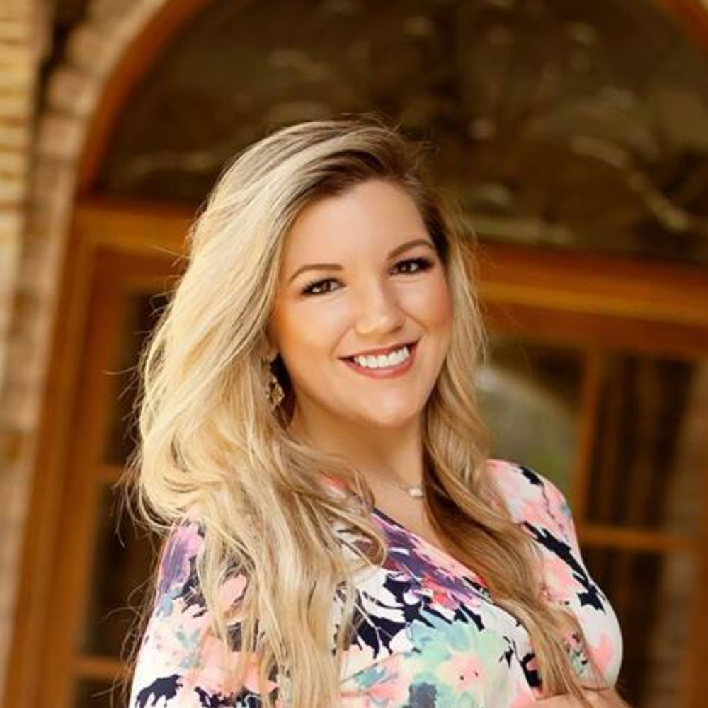 Meet Your Posher Keri!