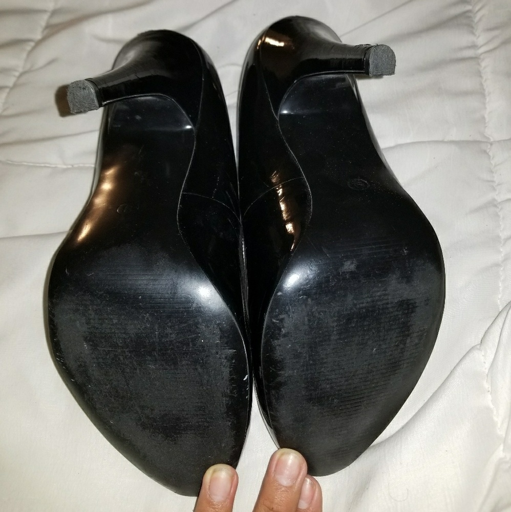 Shoes - Picture 2 of 2