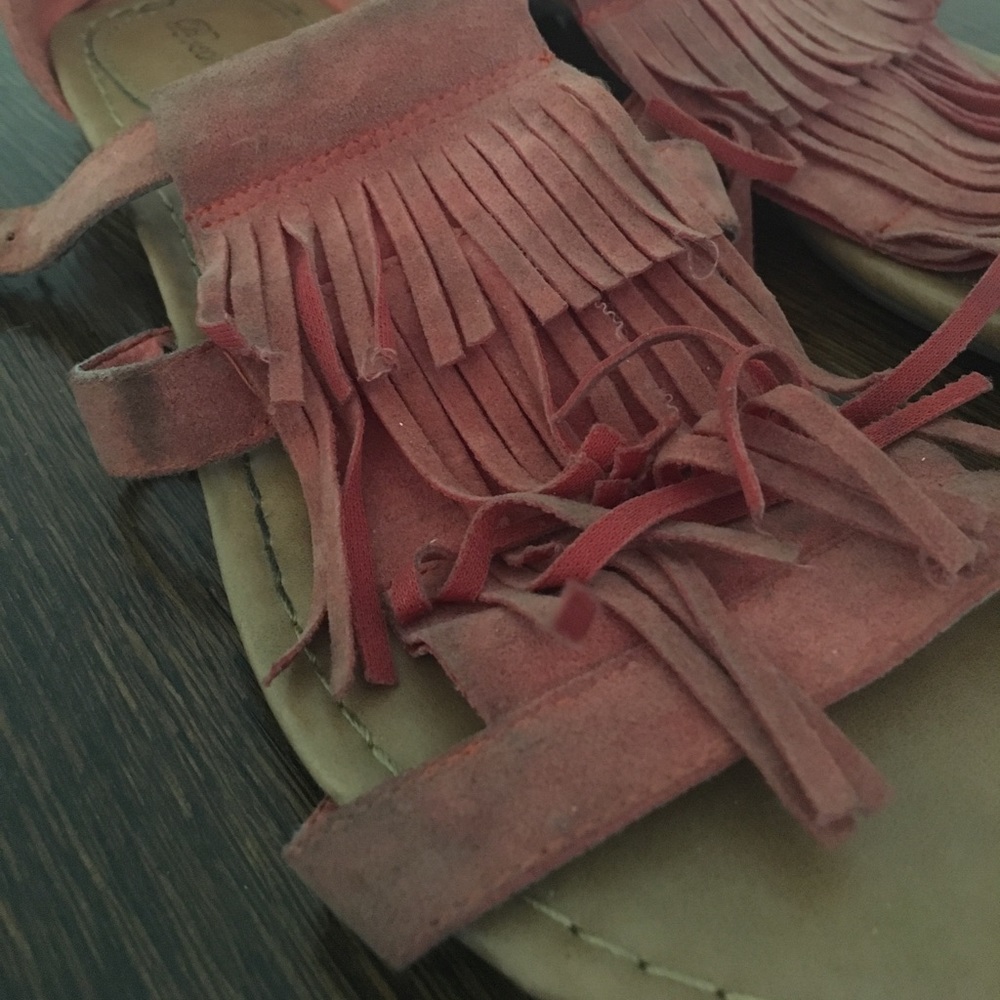 Fringe sandals - Picture 3 of 5