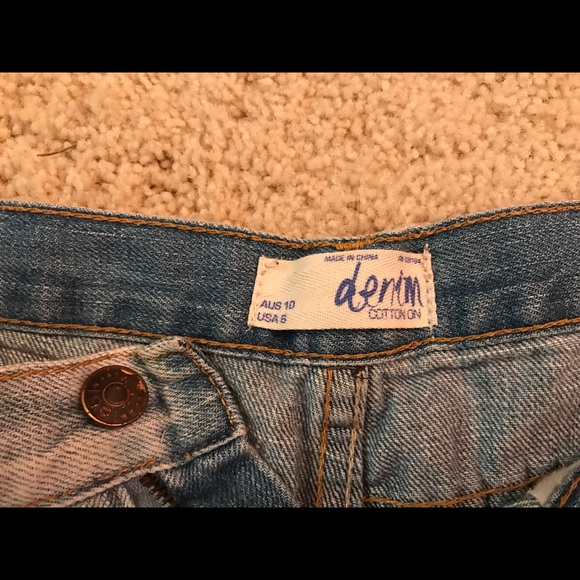 Jean Shorts - Picture 2 of 3