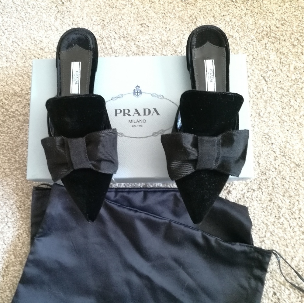 Prada Velvet & Bow Point-Toe Mule Slides