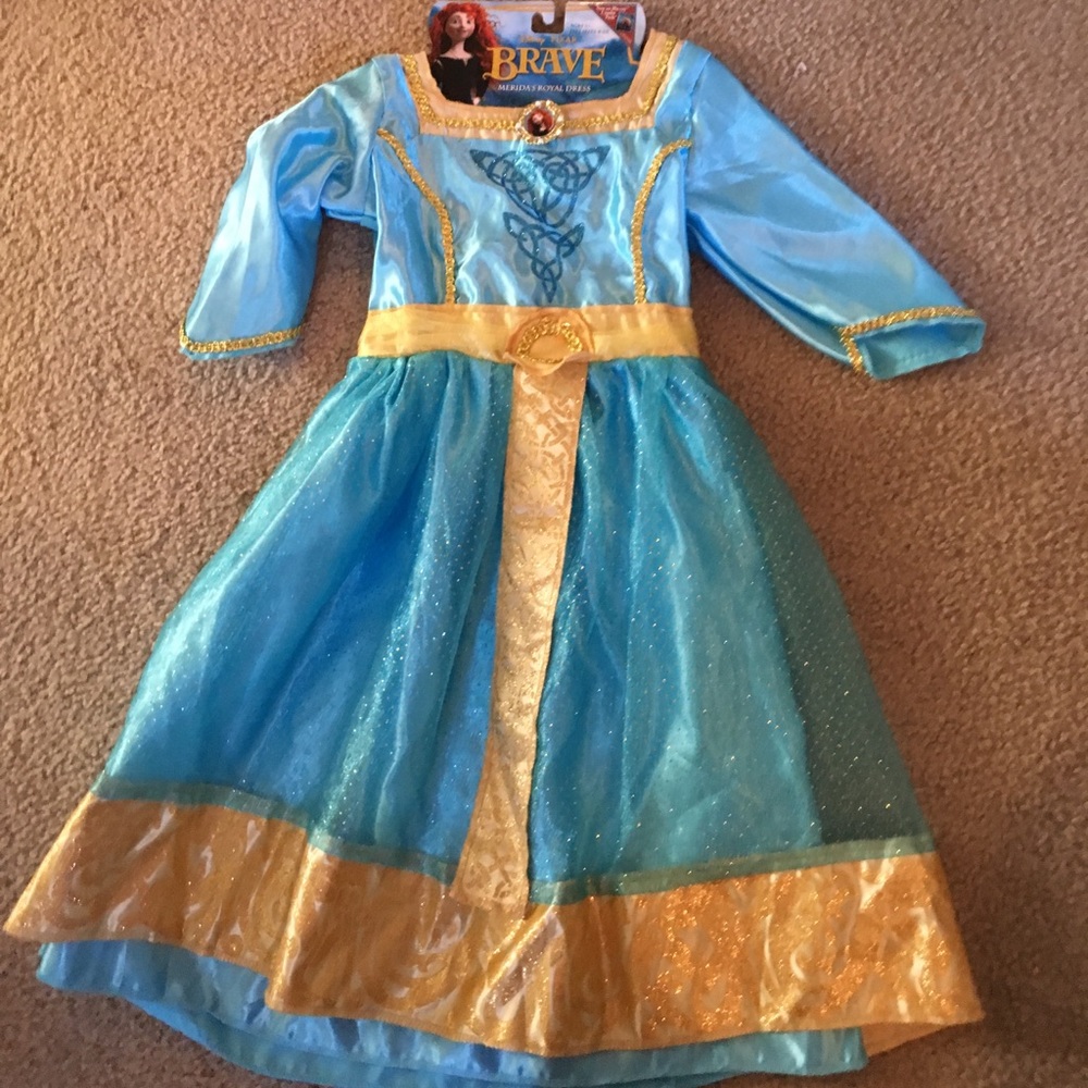 New never worn Braves Meridas dress