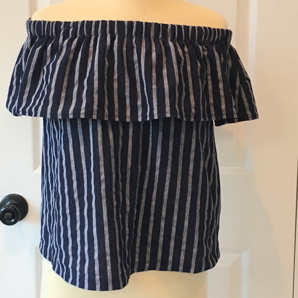 Banana Republic off the shoulder Top