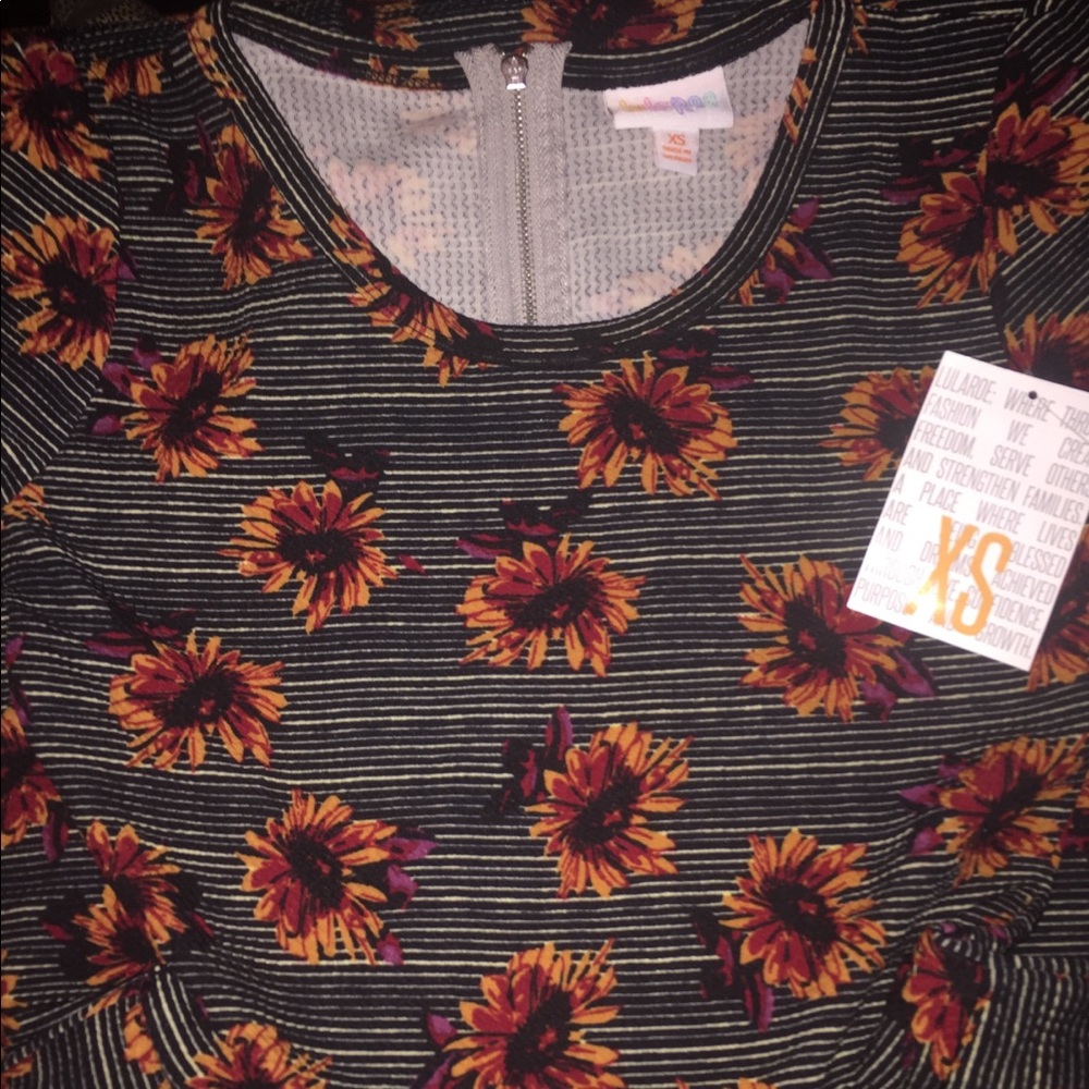 LuLaRoe XS Amelia Dress NWT