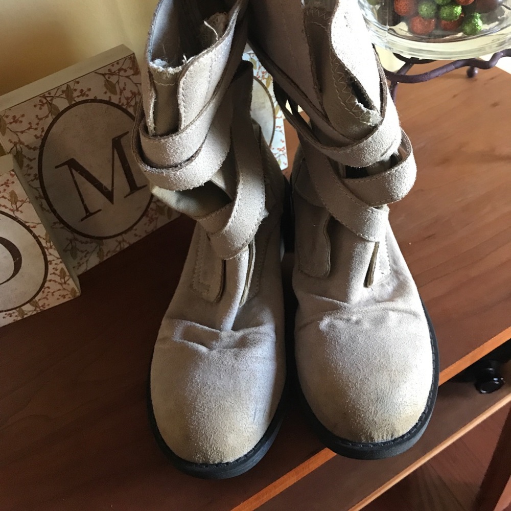 🔥 Roxy Boots from The Buckle. Size 8 NWOT 🔥