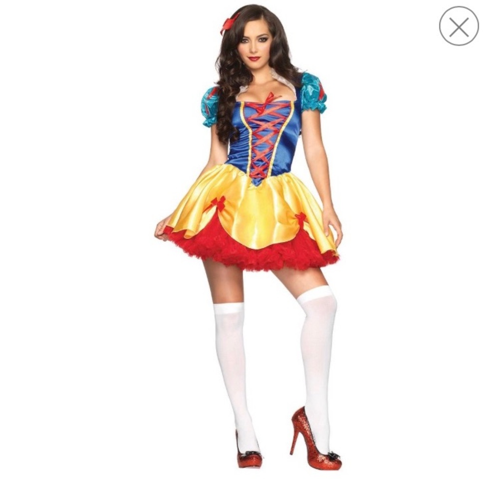 Snow White costume
