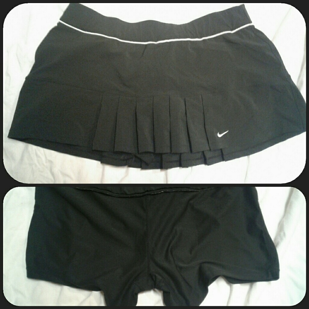 Black Nike Dri-FIT skort