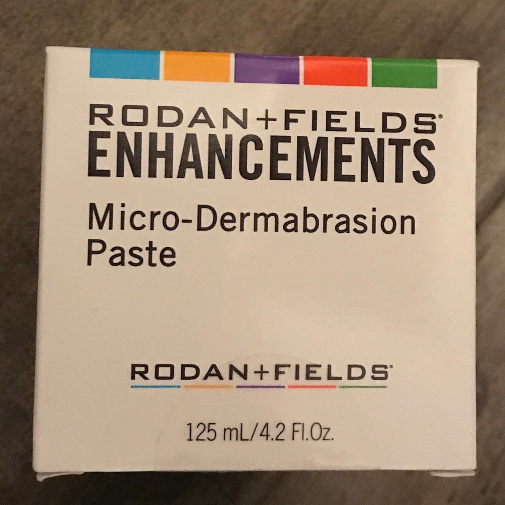 Rodan+Fields ENHANCEMENTS Micro-Dermabrasion Paste