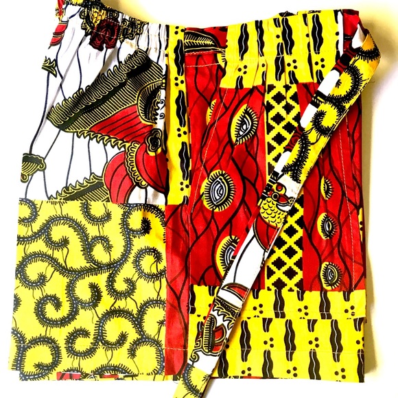 SOLD! African Print Women’s Shorts - Picture 2 of 4