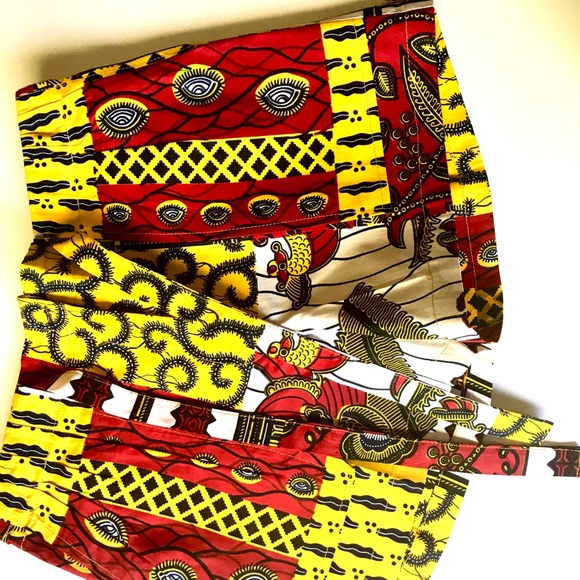 SOLD! African Print Women’s Shorts - Picture 3 of 4
