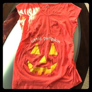 Pumpkin maternity tee