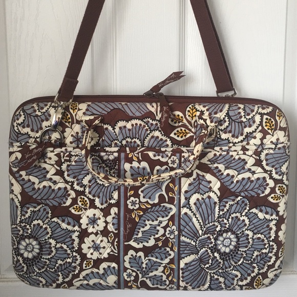 Vera Bradley Mini Laptop Case in Retired Pattern “bali Blue  Vera Bradley Hardcase Laptop Bag