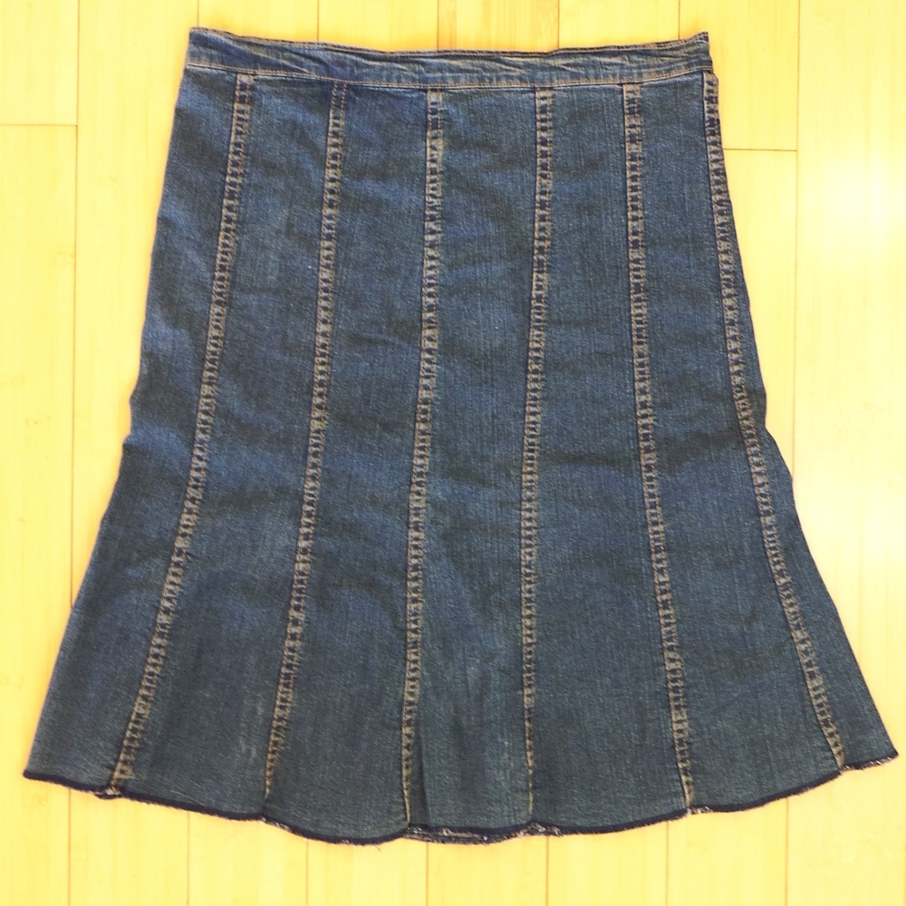 ✨SALE!✨ Stretchy Denim Skirt