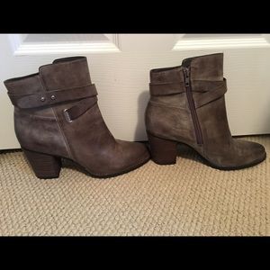 Ankle boots